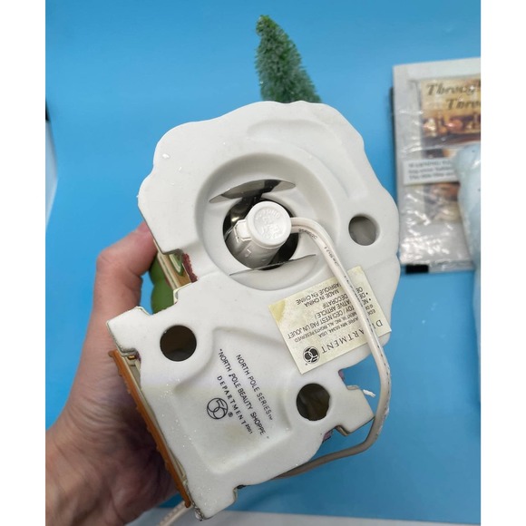 Dept 56 Elf Land NORTH POLE BEAUTY SHOPPE #05733 Village - Picture 8 of 11